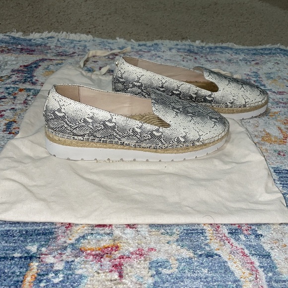 Katherine Kelly snake print shoe size 6 - Picture 5 of 9